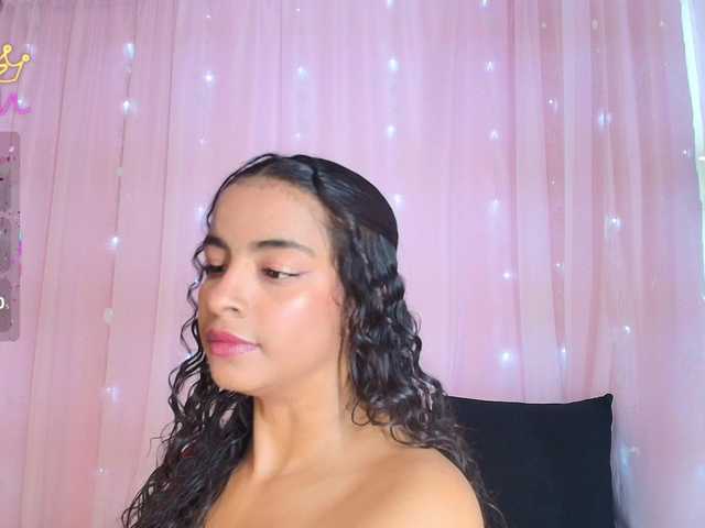 SunnyGilmore live cam on BongaCams