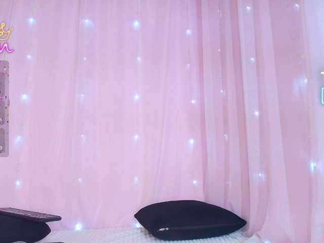 SunnyGilmore live cam on BongaCams