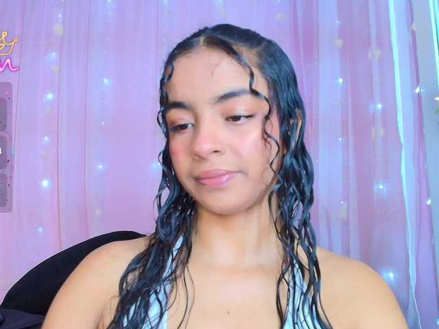 SunnyGilmore live cam on BongaCams