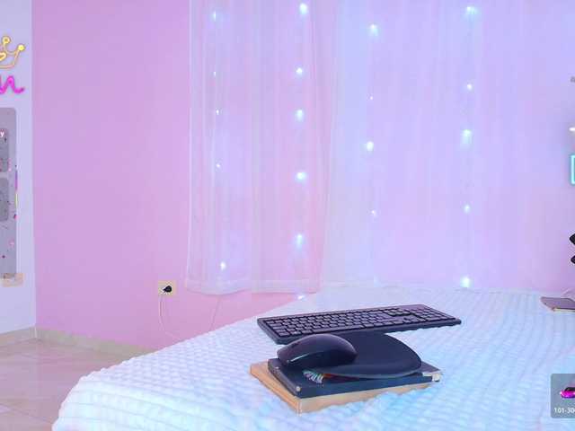 SunnyGilmore live cam on BongaCams
