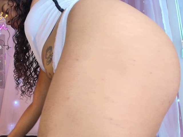 SunnyGilmore live cam on BongaCams