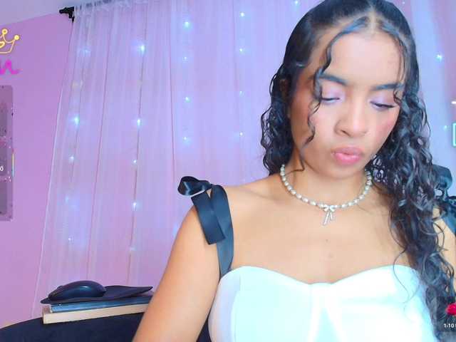 SunnyGilmore live cam on BongaCams