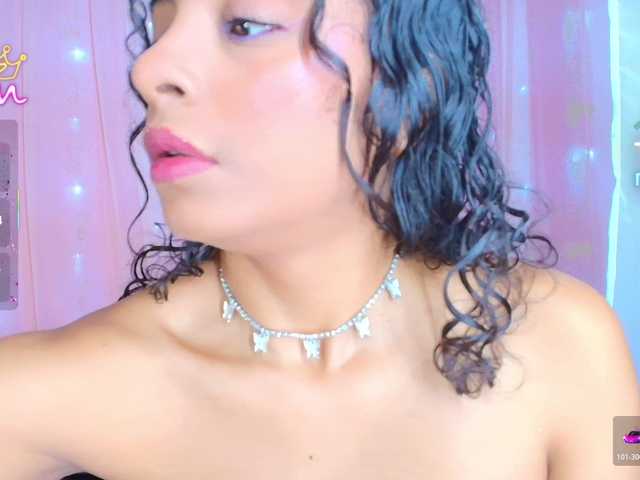 SunnyGilmore live cam on BongaCams