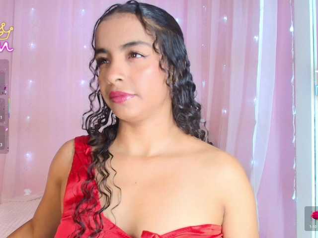 SunnyGilmore live cam on BongaCams