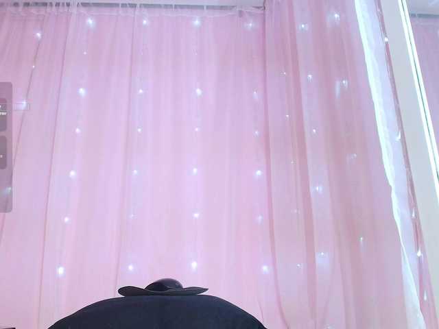 SunnyGilmore live cam preview