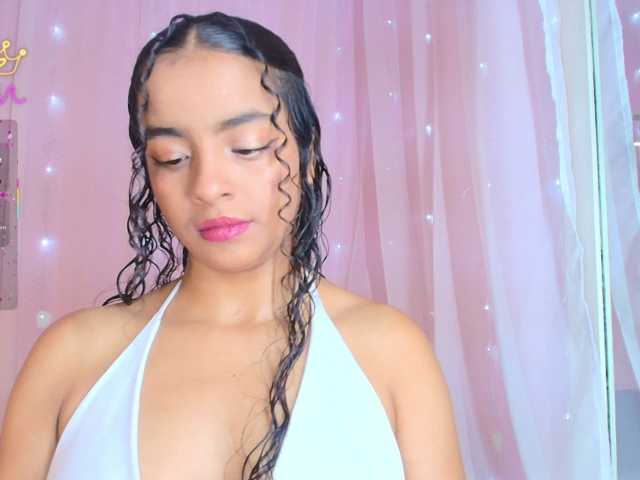 SunnyGilmore live cam on BongaCams