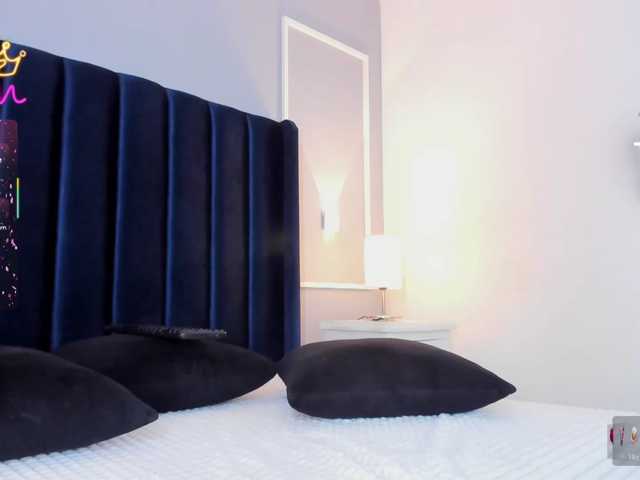 SunnyGilmore live cam on BongaCams