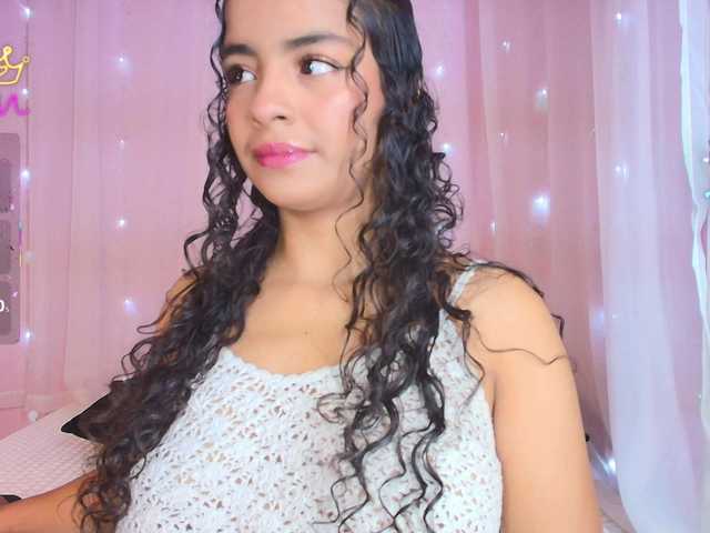 SunnyGilmore live cam on BongaCams