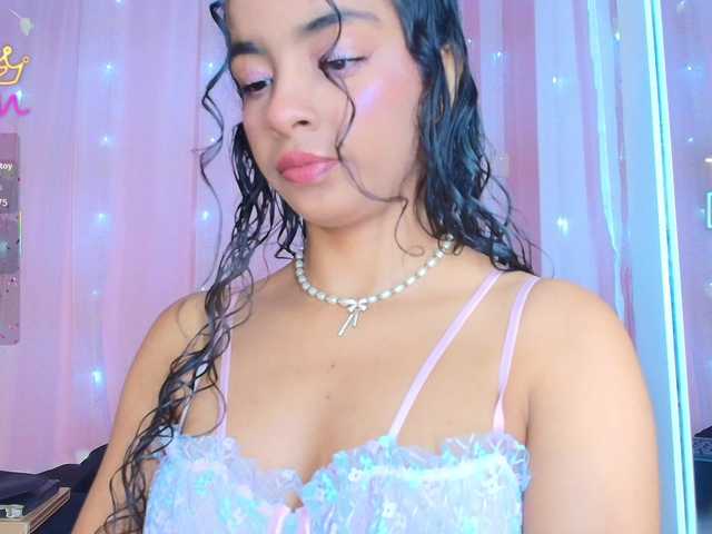 SunnyGilmore live cam on BongaCams