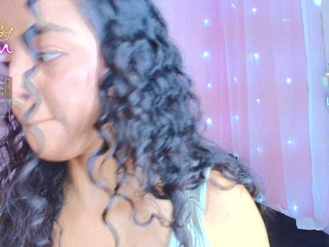 SunnyGilmore live cam on BongaCams