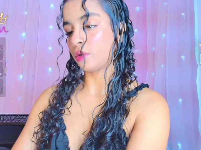 SunnyGilmore Live Webcam on BongaCams