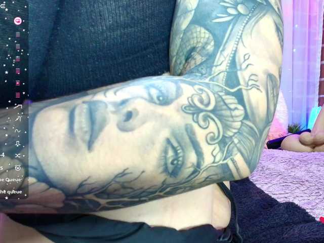 Hannahot69 live cam on BongaCams