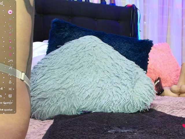 Hannahot69 live cam on BongaCams
