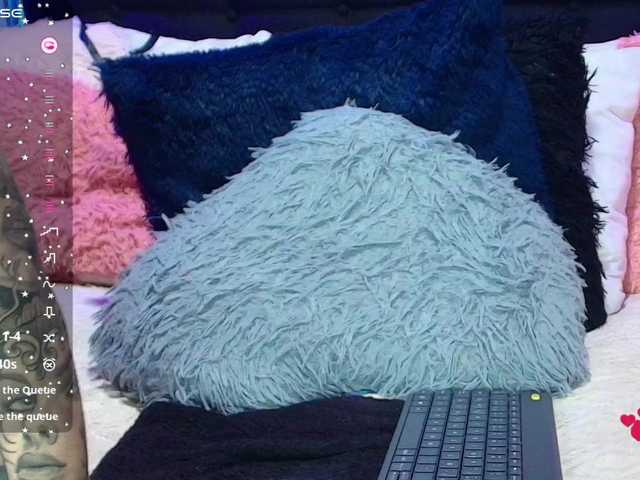 Hannahot69 live cam on BongaCams