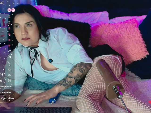 Hannahot69 live cam preview