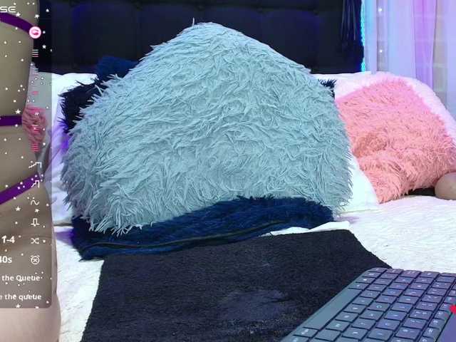 Hannahot69 webcam