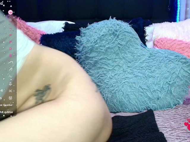 Hannahot69 live cam on BongaCams