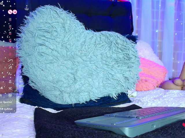 Hannahot69 live cam on BongaCams