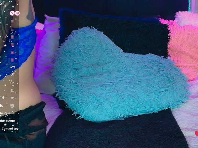 Hannahot69 live cam on BongaCams