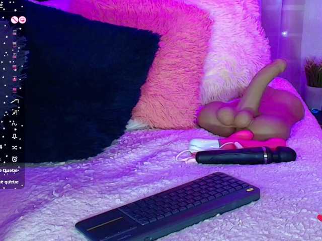 Hannahot69 live cam on BongaCams