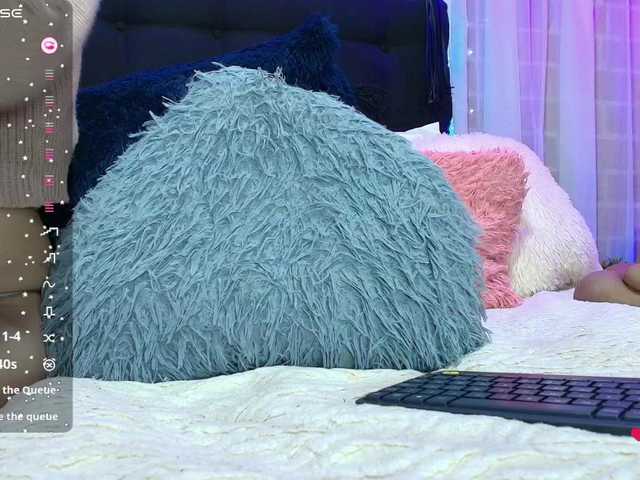 Hannahot69's BongaCams show and profile