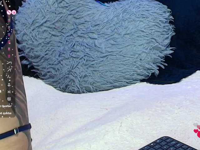 Hannahot69 live cam on BongaCams