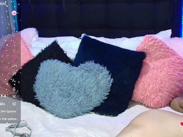 Hannahot69's BongaCams show and profile