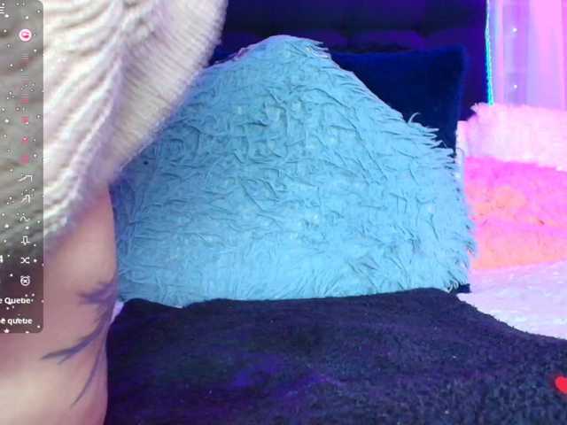 Hannahot69 live cam on BongaCams