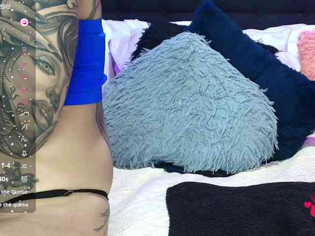 Hannahot69 webcam