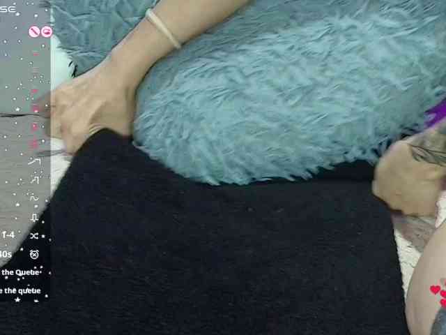 Hannahot69 webcam
