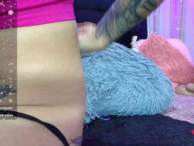 Hannahot69 webcam