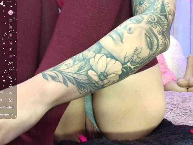 Hannahot69 webcam