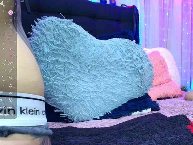 Hannahot69 webcam