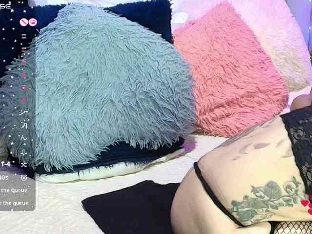 Hannahot69 webcam