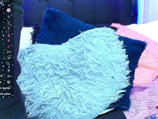 Hannahot69 webcam