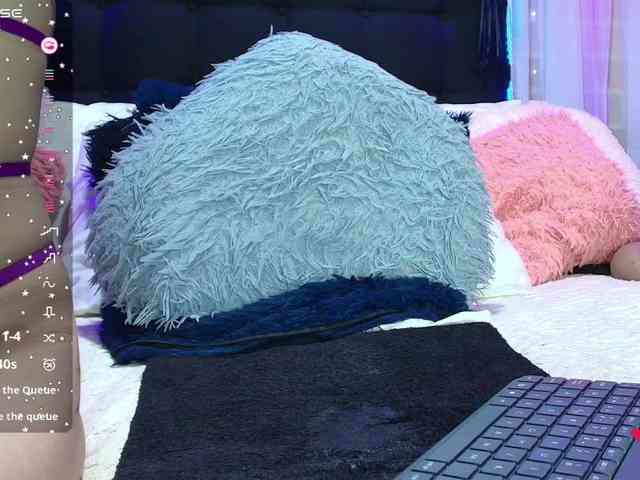 Hannahot69 webcam