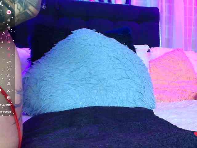 Hannahot69 webcam