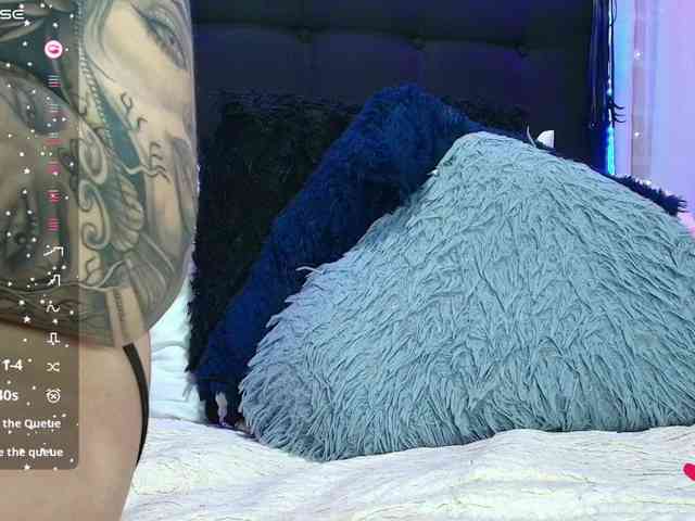Hannahot69 webcam