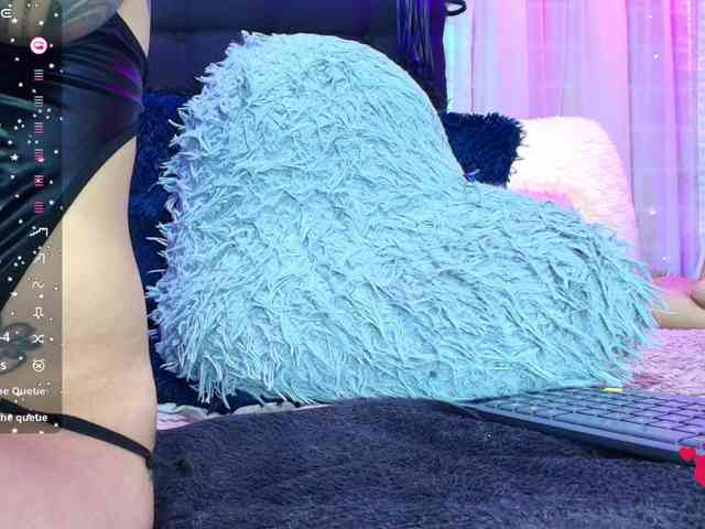 Hannahot69 webcam