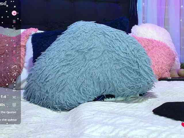 Hannahot69 webcam