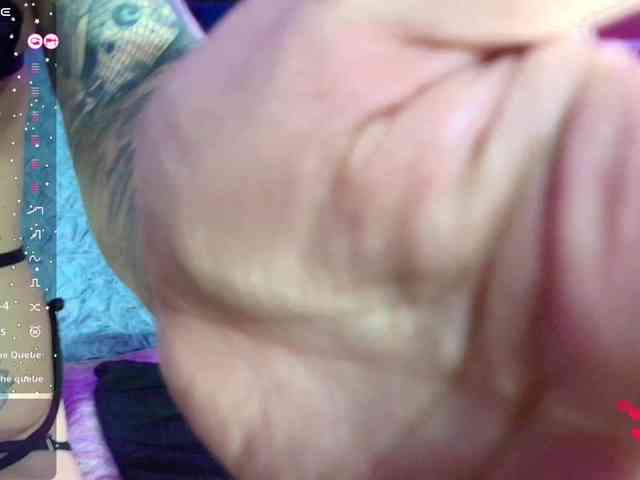 Hannahot69 webcam