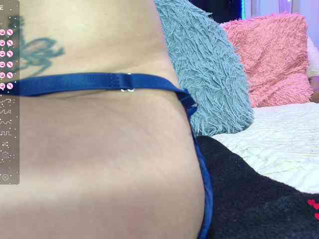 Hannahot69 webcam