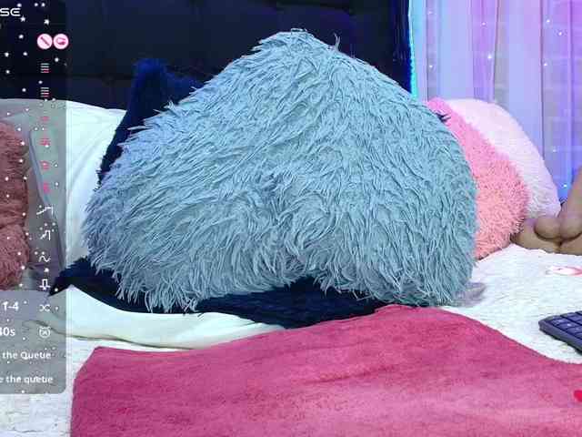 Hannahot69 webcam