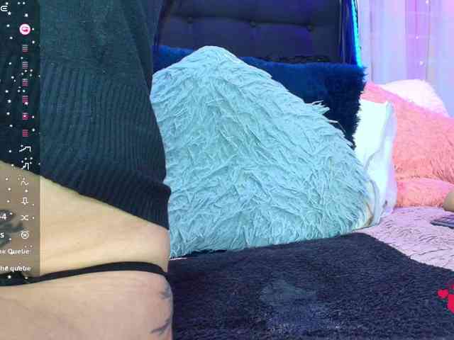 Hannahot69 webcam