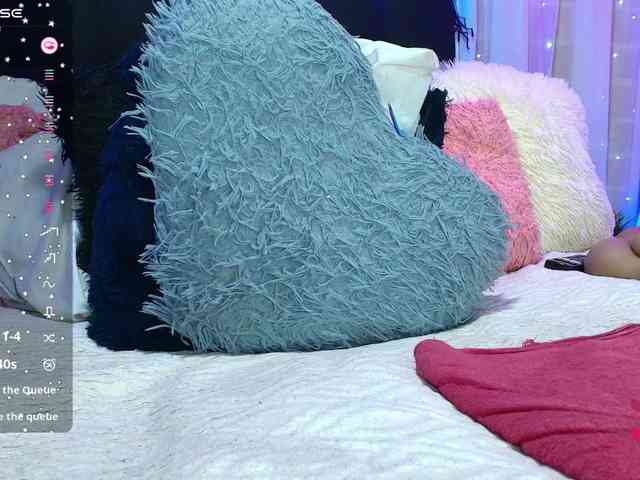 Hannahot69 webcam