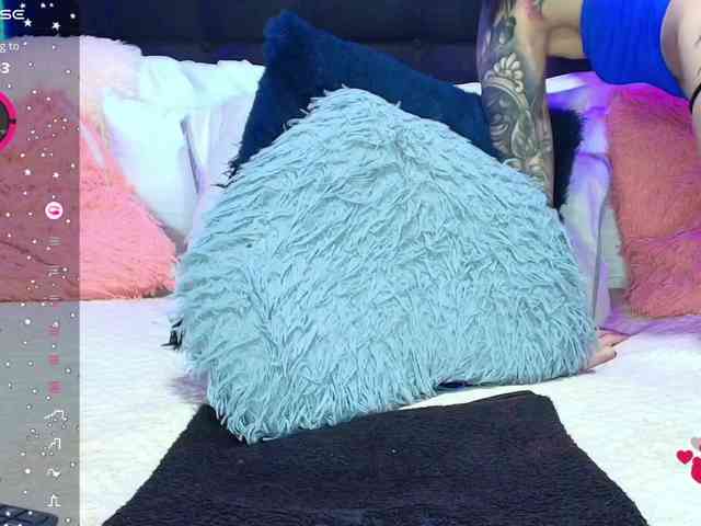 Hannahot69 webcam