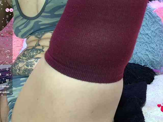 Modelo: Hannahot69