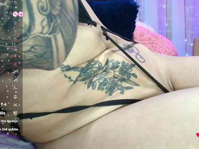 Hannahot69 webcam