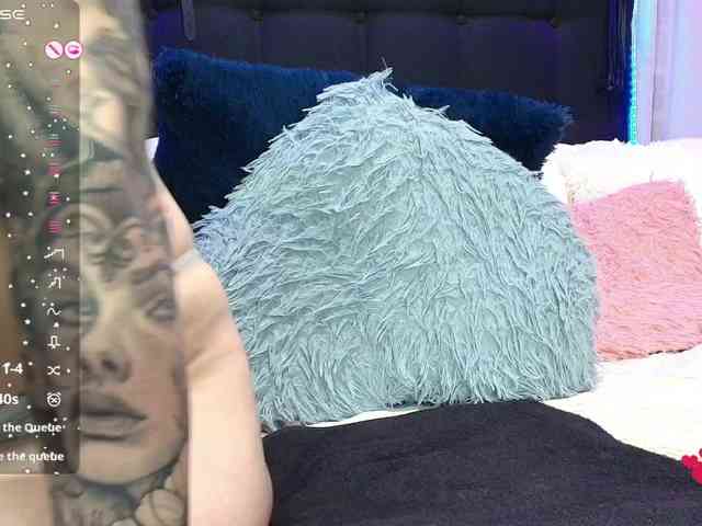 Hannahot69 webcam