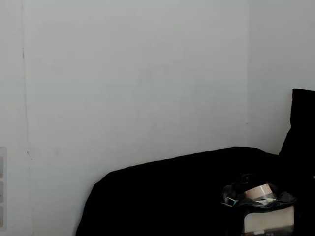 Liily-moore live cam preview